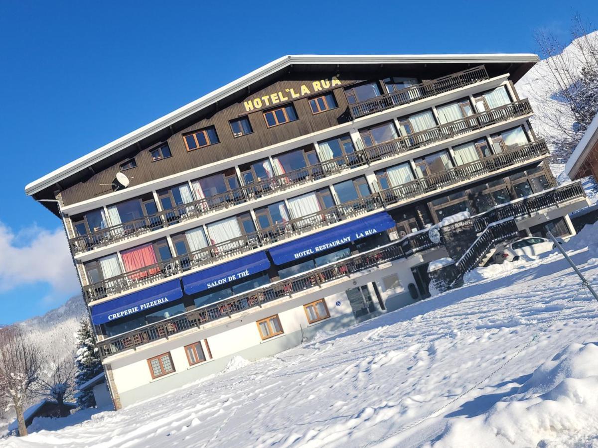 Hotel La Rua Albiez-Montrond Exterior foto